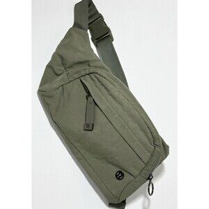 Lululemon On the Beat Belt Bag Green Sage EUC No Longer Produced Large Pockets